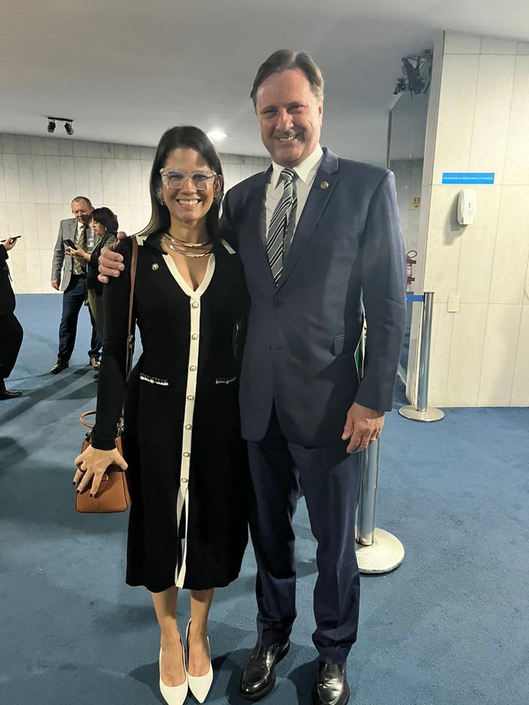 Presidenta Débora Machado com o senador Acir Gurgacz